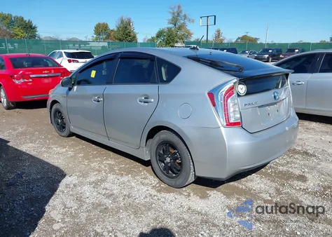 2012 Toyota Prius Three z USA, uszkodzony, nr VIN JTDKN3DU5C5411281